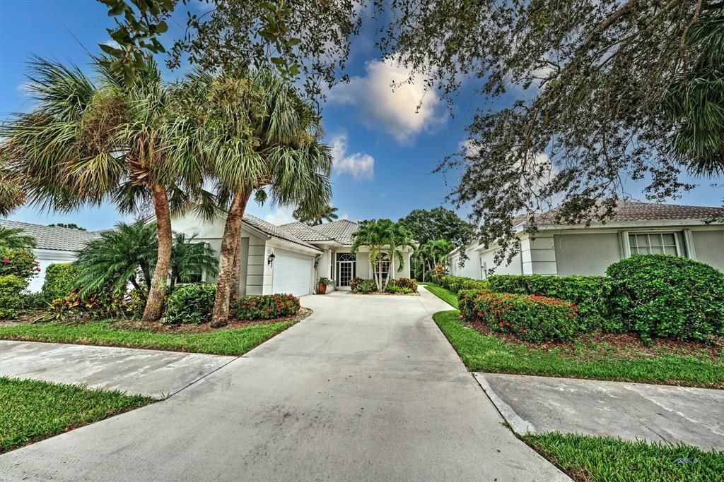 Photo of 8092 SE Double Tree Drive, Hobe Sound, FL 33455 (MLS # R10740920)