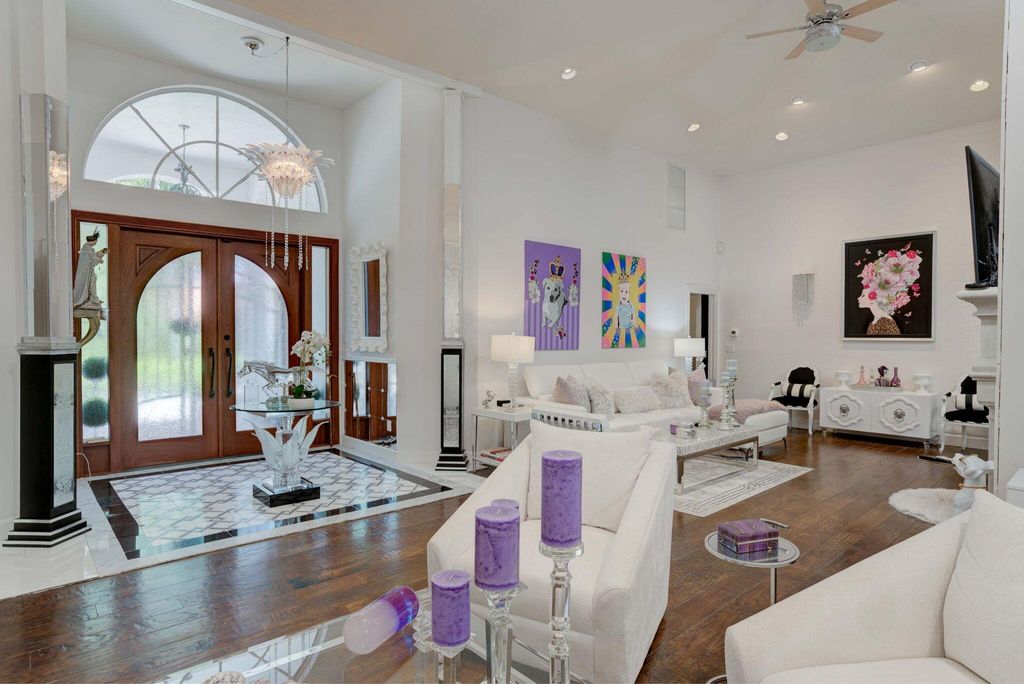 Photo of 16 Cayman Place, Palm Beach Gardens, FL 33418 (MLS # R10997752)