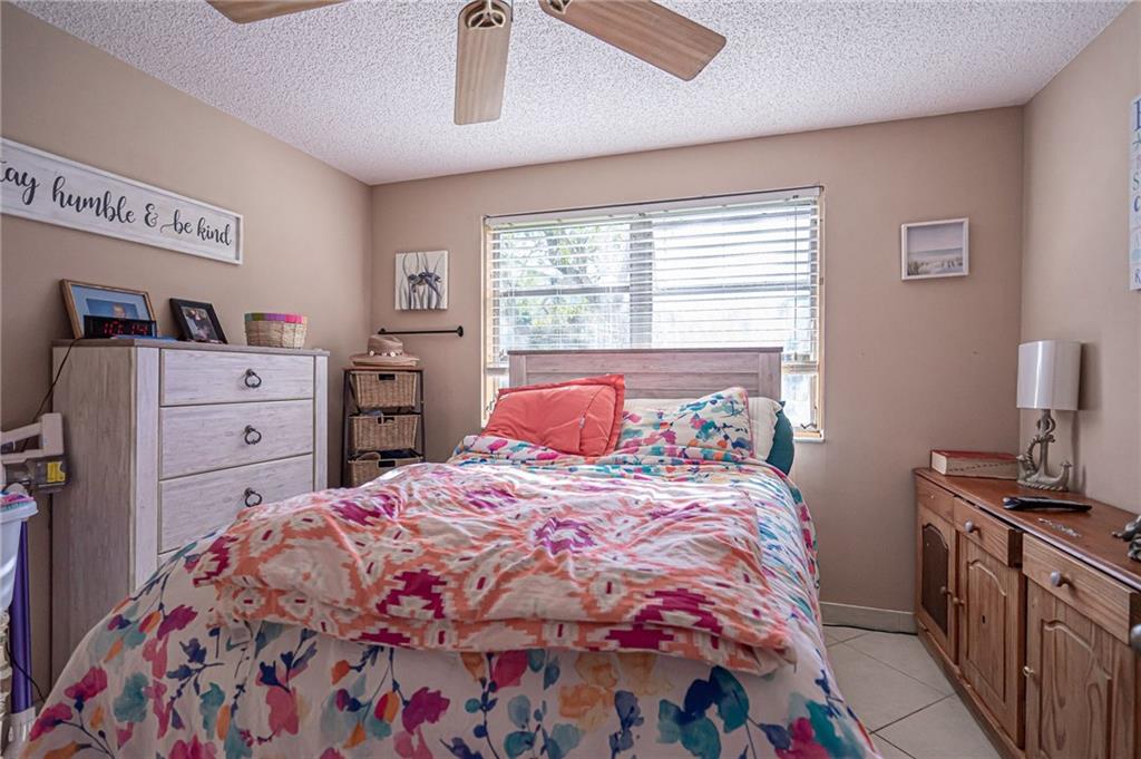 CYPRESS BEND CONDO VII - Residential