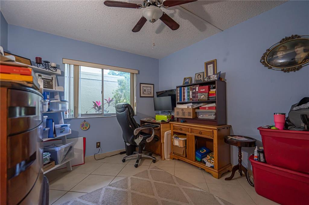 CYPRESS BEND CONDO VII - Residential