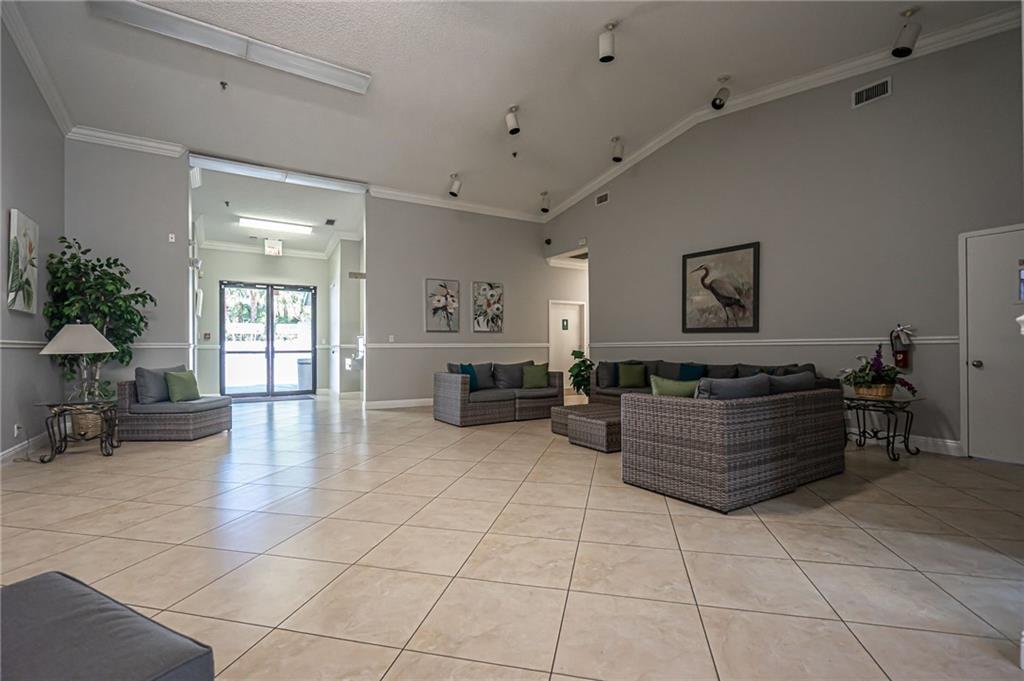 CYPRESS BEND CONDO VII - Residential
