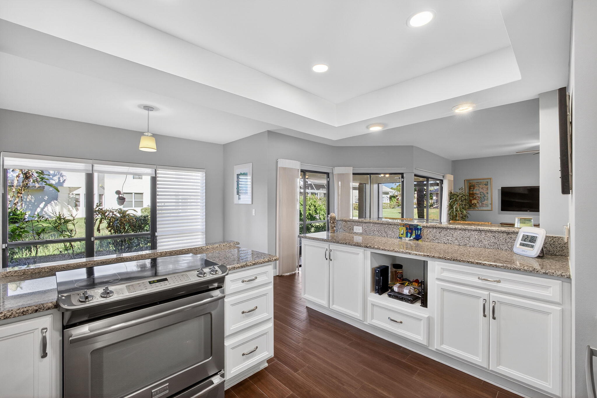 LAKES CONDO - Residential Lease