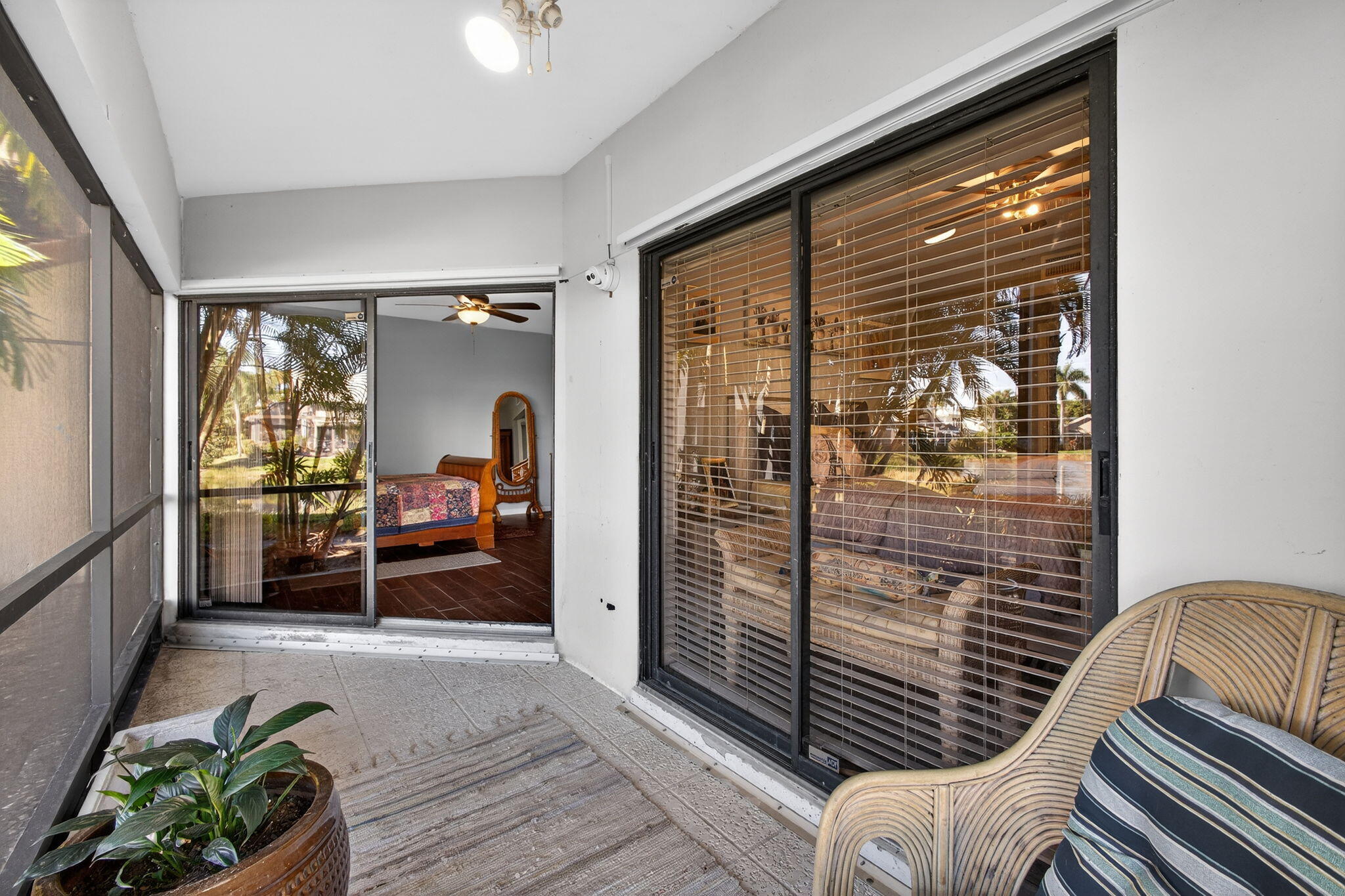 LAKES CONDO - Residential Lease