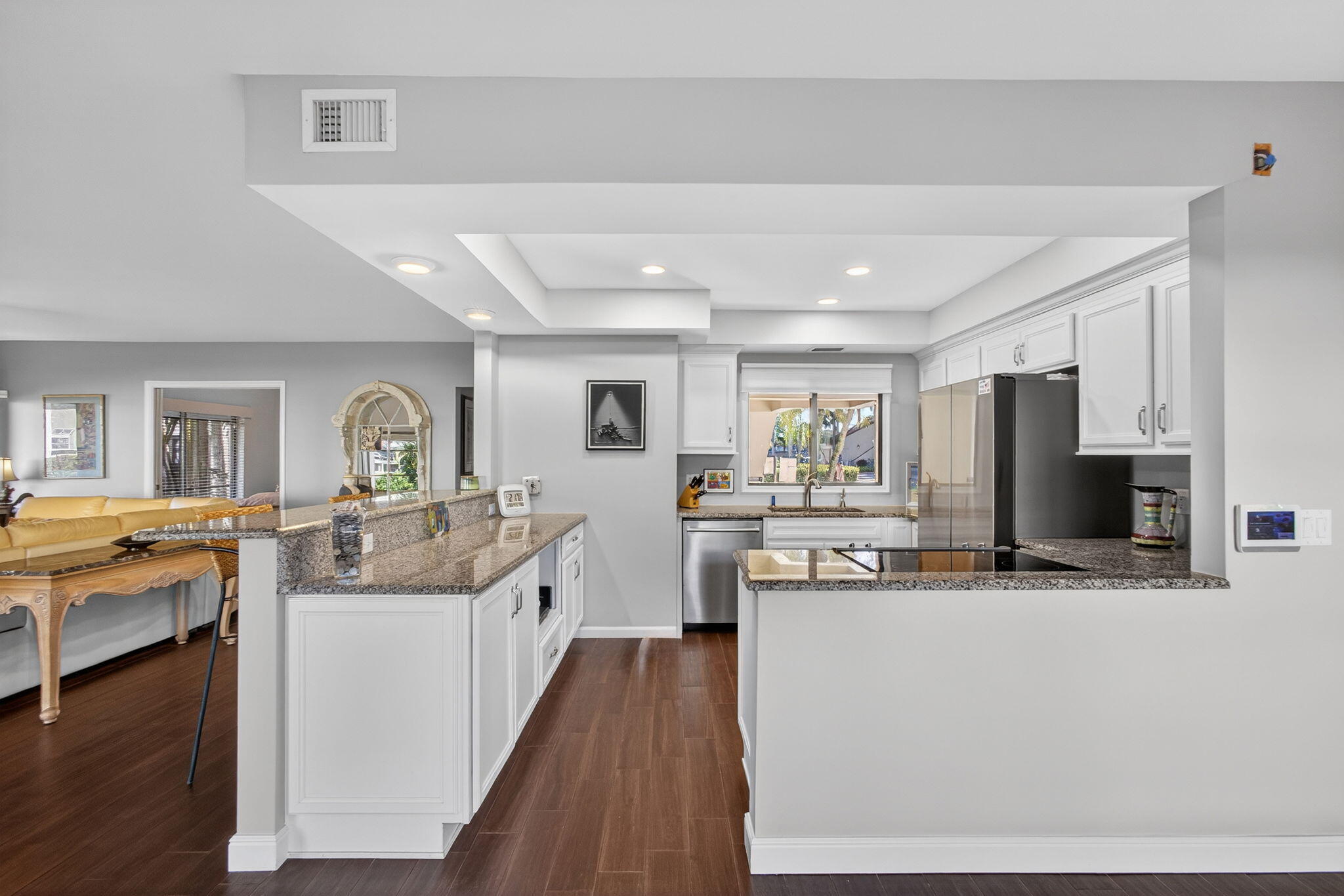 LAKES CONDO - Residential Lease