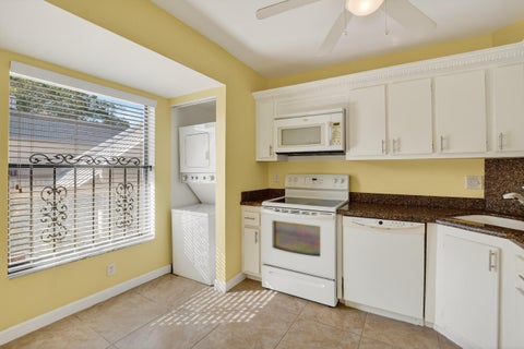 Tiny photo for 265 SE 10th Street #11C, Deerfield Beach, FL 33441 (MLS # B26078876)