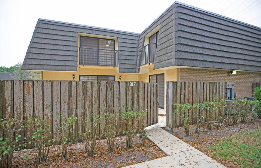 VILLAGE OF SANDALWOOD LAK - Residential Lease