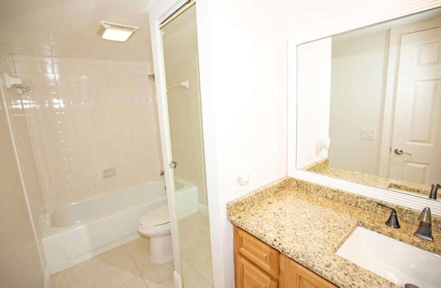 VILLAGE OF SANDALWOOD LAK - Residential Lease