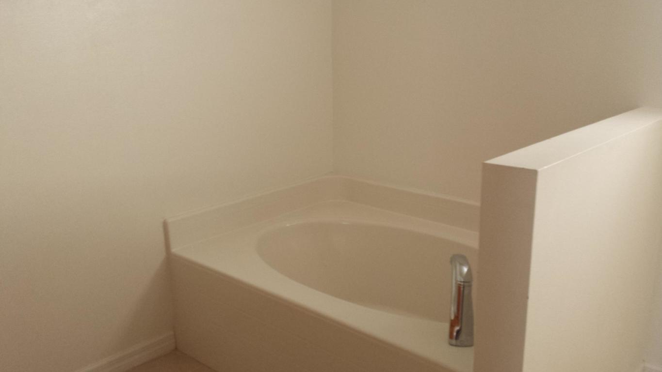 PORT ST LUCIE SECTION 7 - Residential Lease