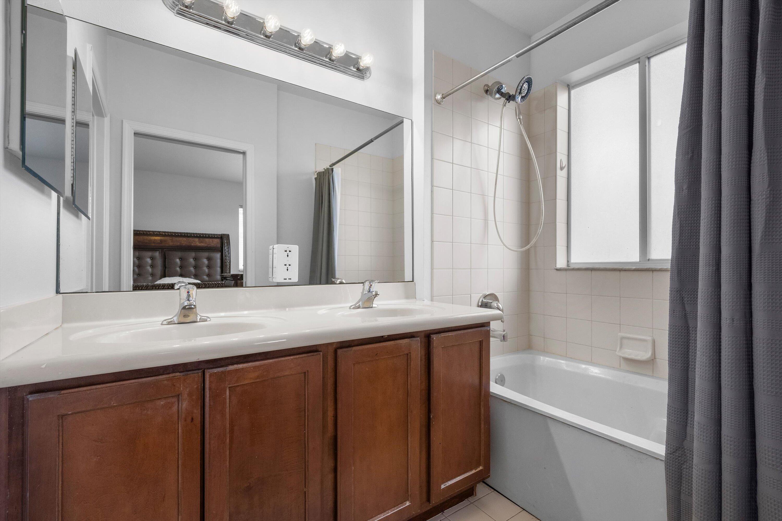 SIERRA BAY - Residential