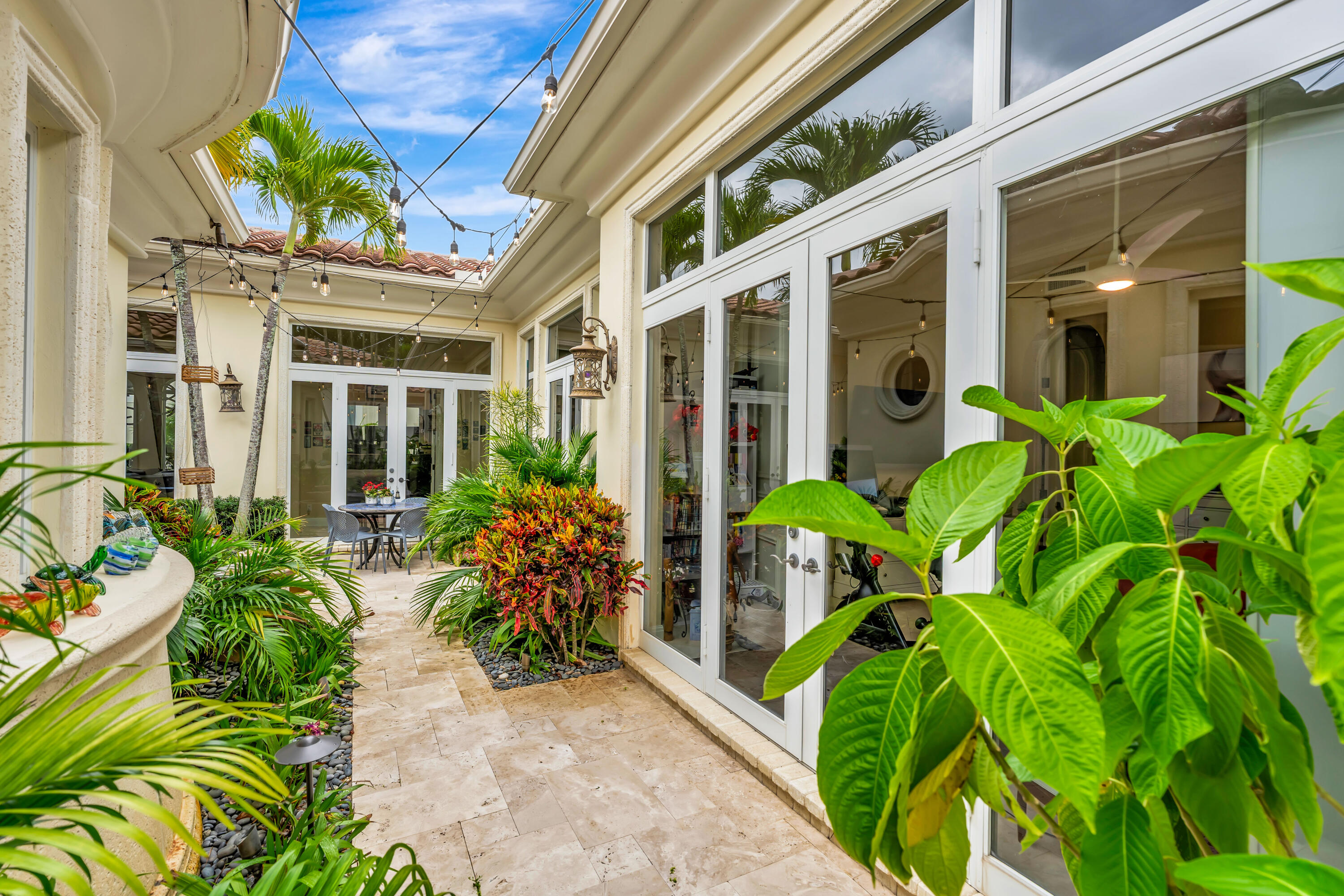 OLD PALM 2 - Residential