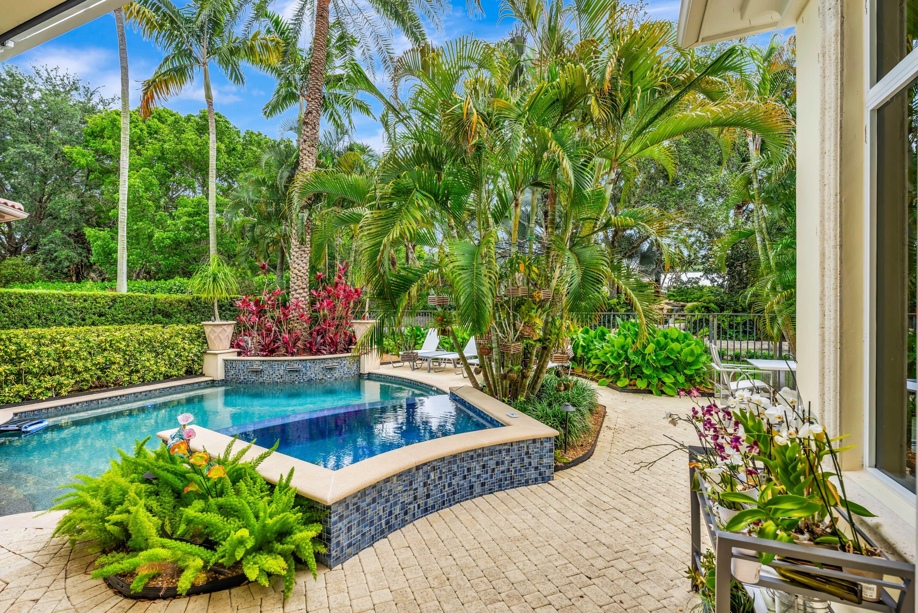 OLD PALM 2 - Residential
