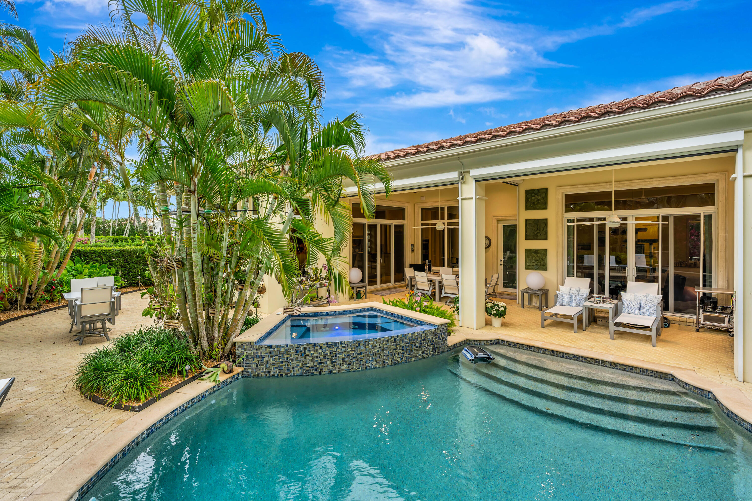 OLD PALM 2 - Residential