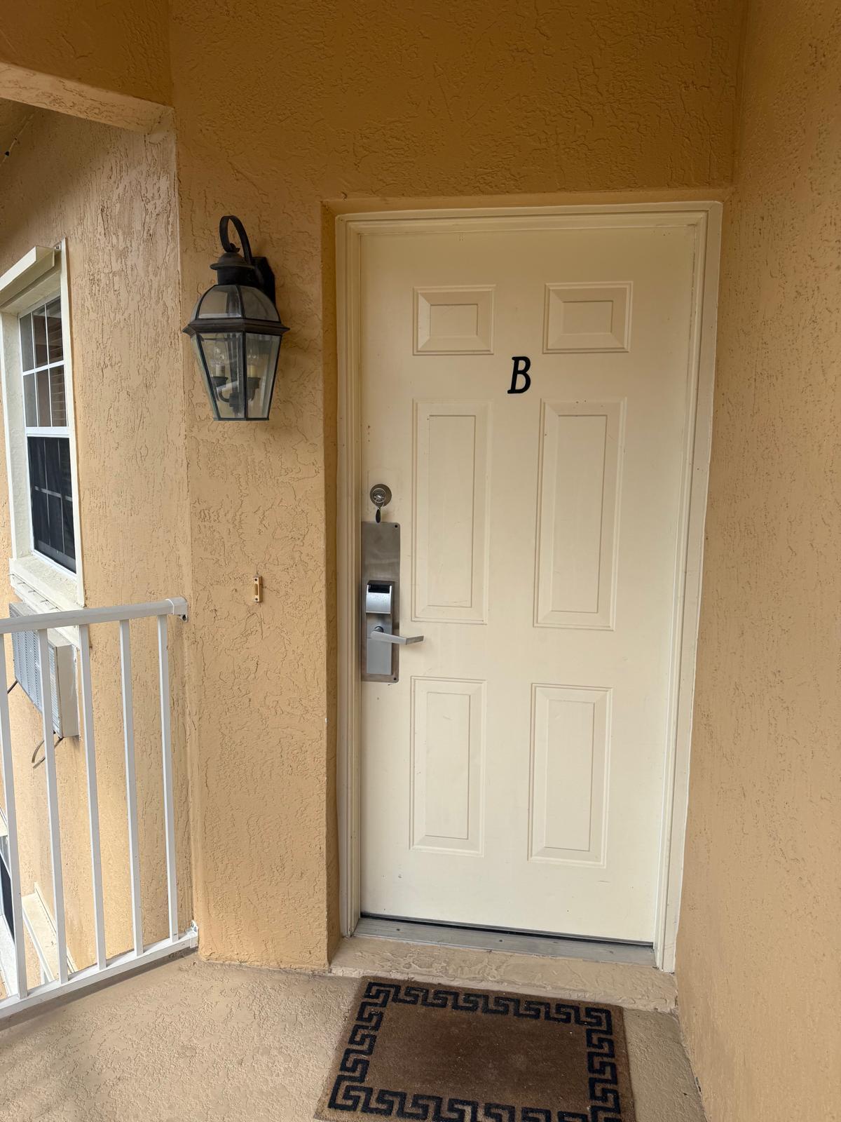 CASTLE PINES CONDOMINIUM - Residential Lease