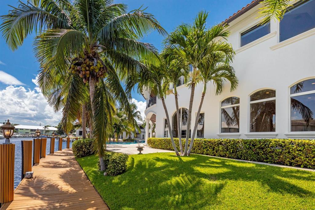 VENETIAN ISLES 1ST SEC - Residential