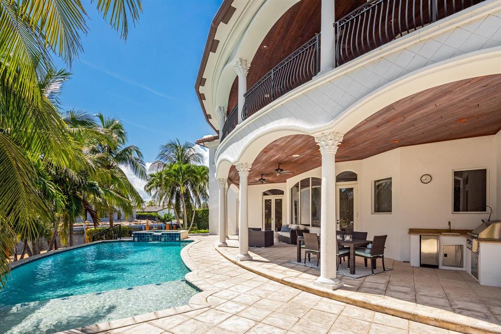 VENETIAN ISLES 1ST SEC - Residential