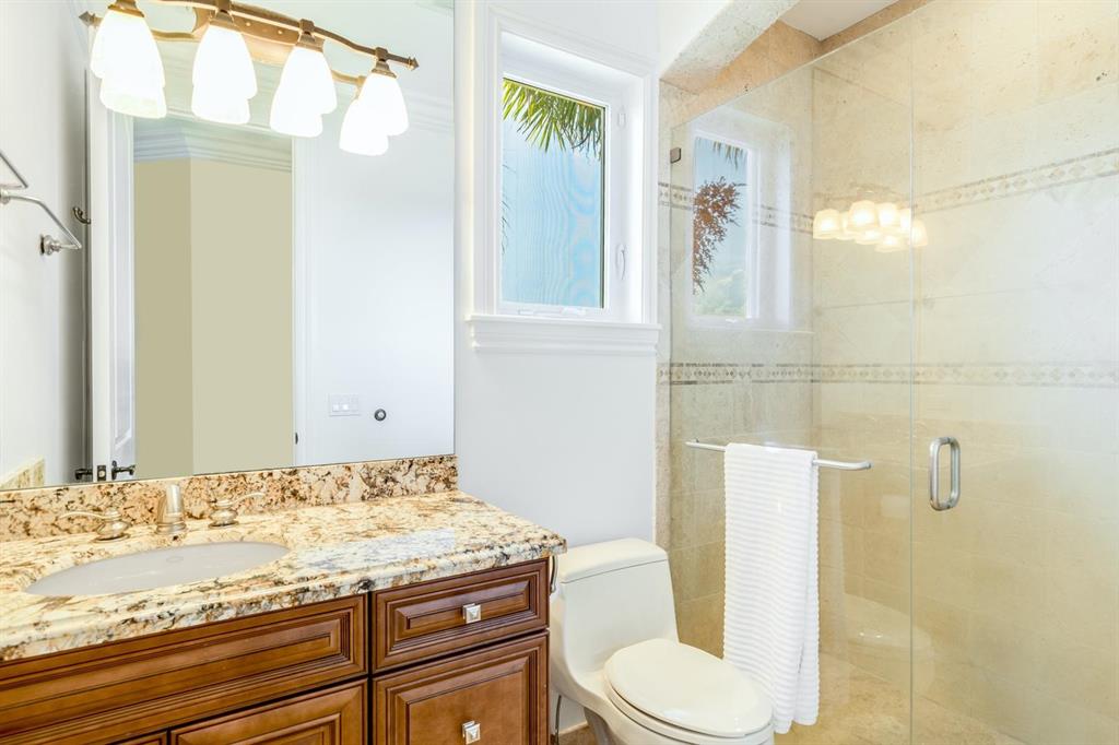 VENETIAN ISLES 1ST SEC - Residential