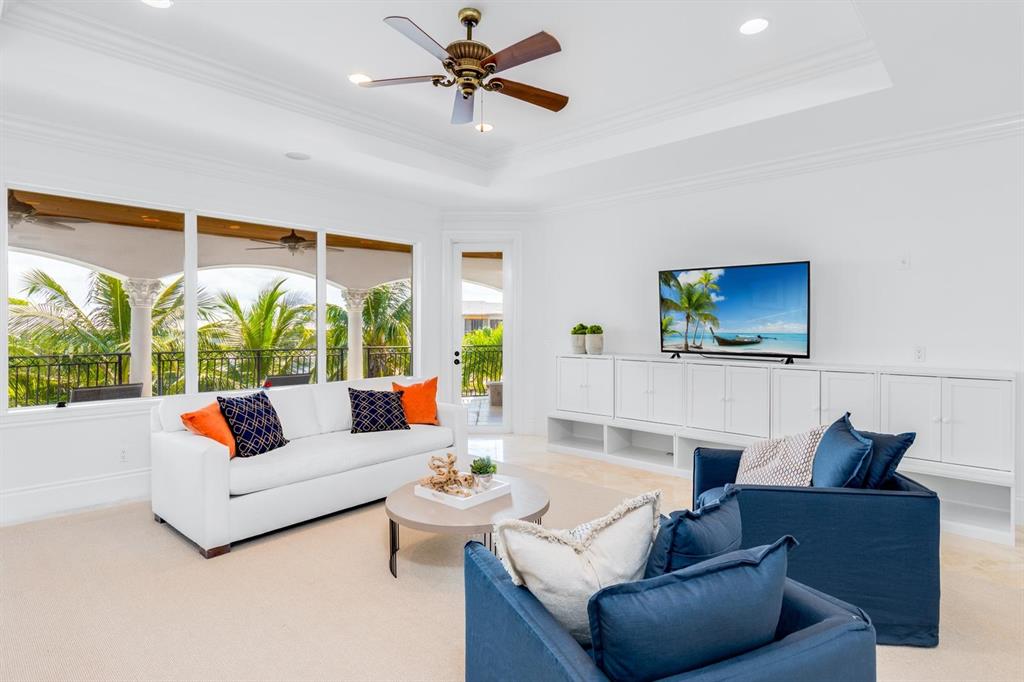 VENETIAN ISLES 1ST SEC - Residential