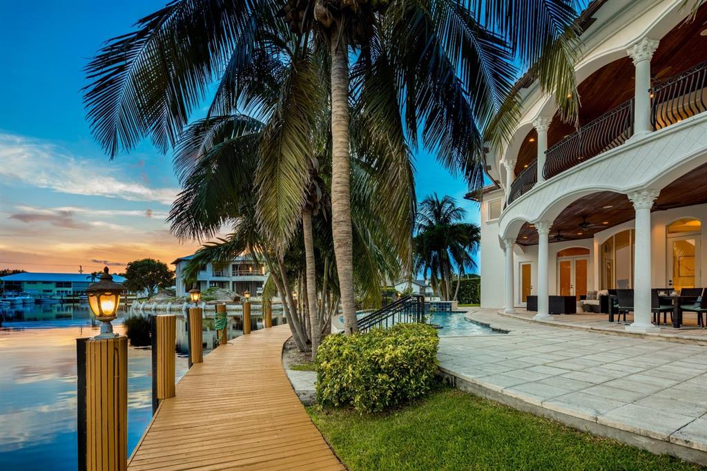 VENETIAN ISLES 1ST SEC - Residential