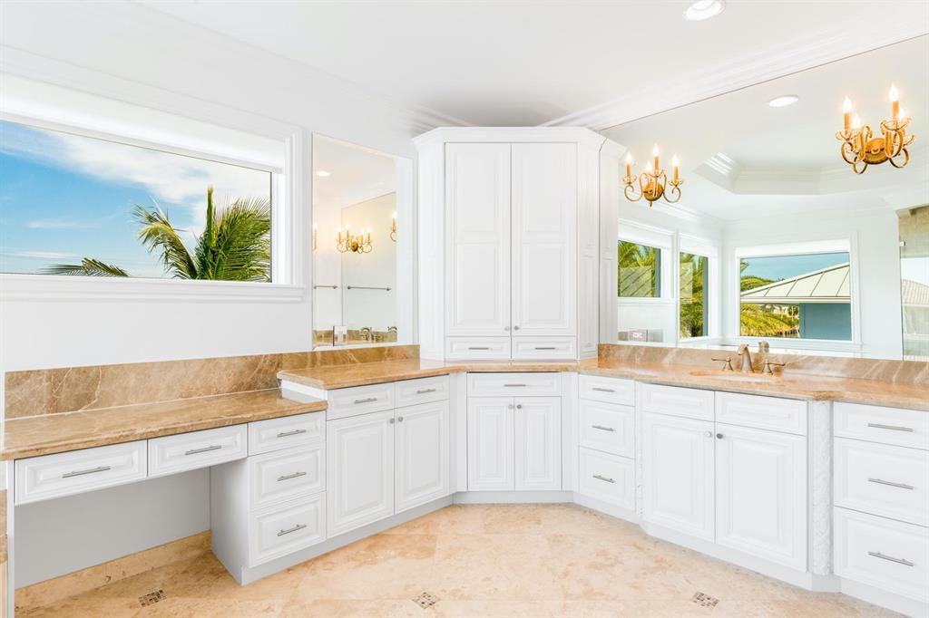 VENETIAN ISLES 1ST SEC - Residential