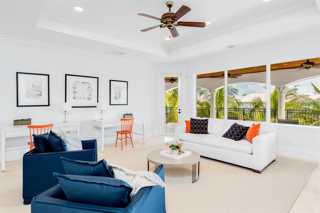 VENETIAN ISLES 1ST SEC - Residential