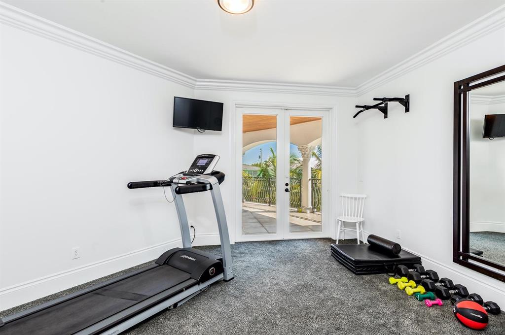 VENETIAN ISLES 1ST SEC - Residential