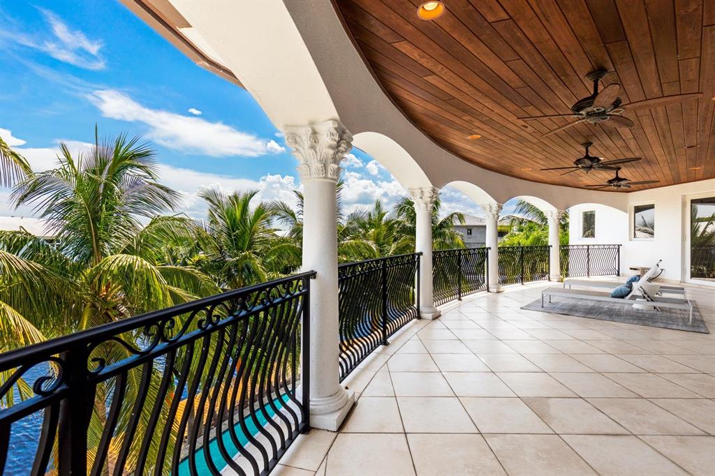 VENETIAN ISLES 1ST SEC - Residential