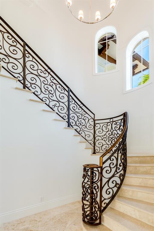 VENETIAN ISLES 1ST SEC - Residential