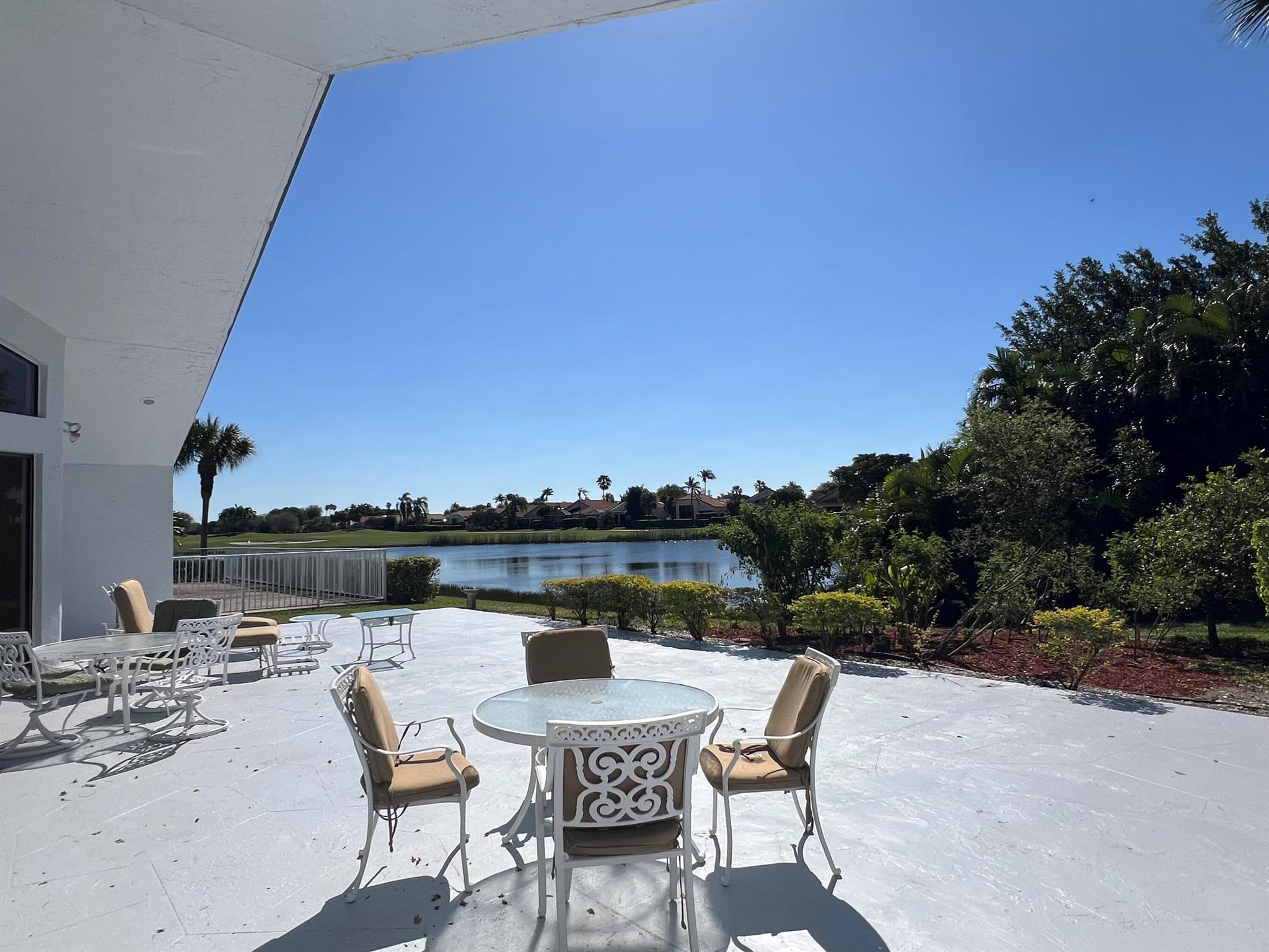 LAURELWOOD - Residential