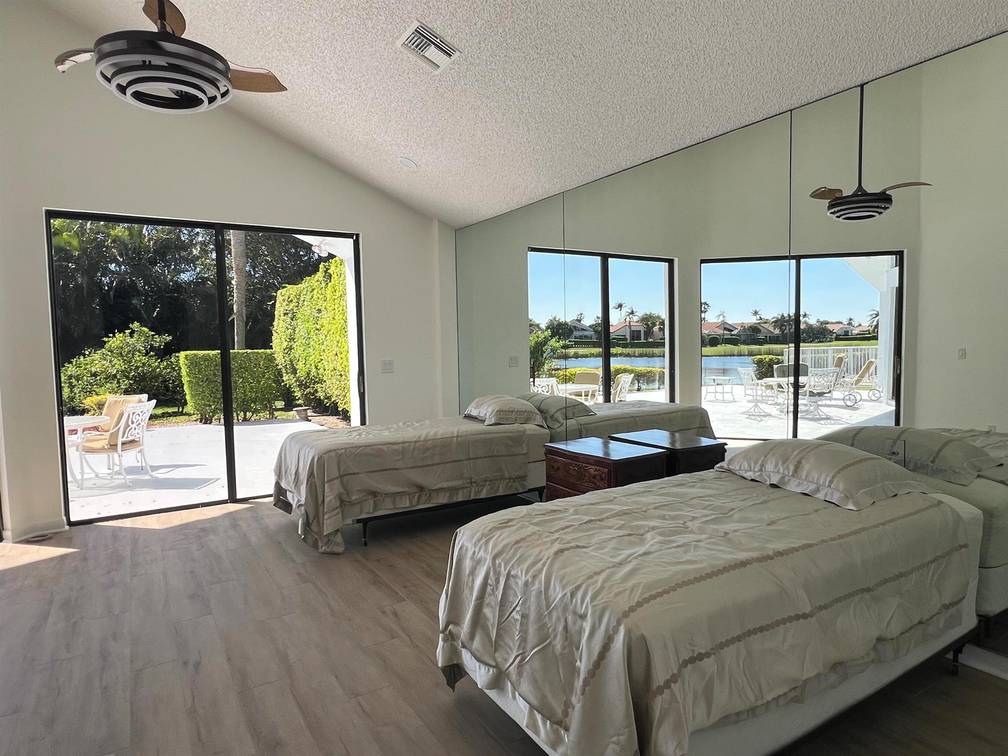 LAURELWOOD - Residential