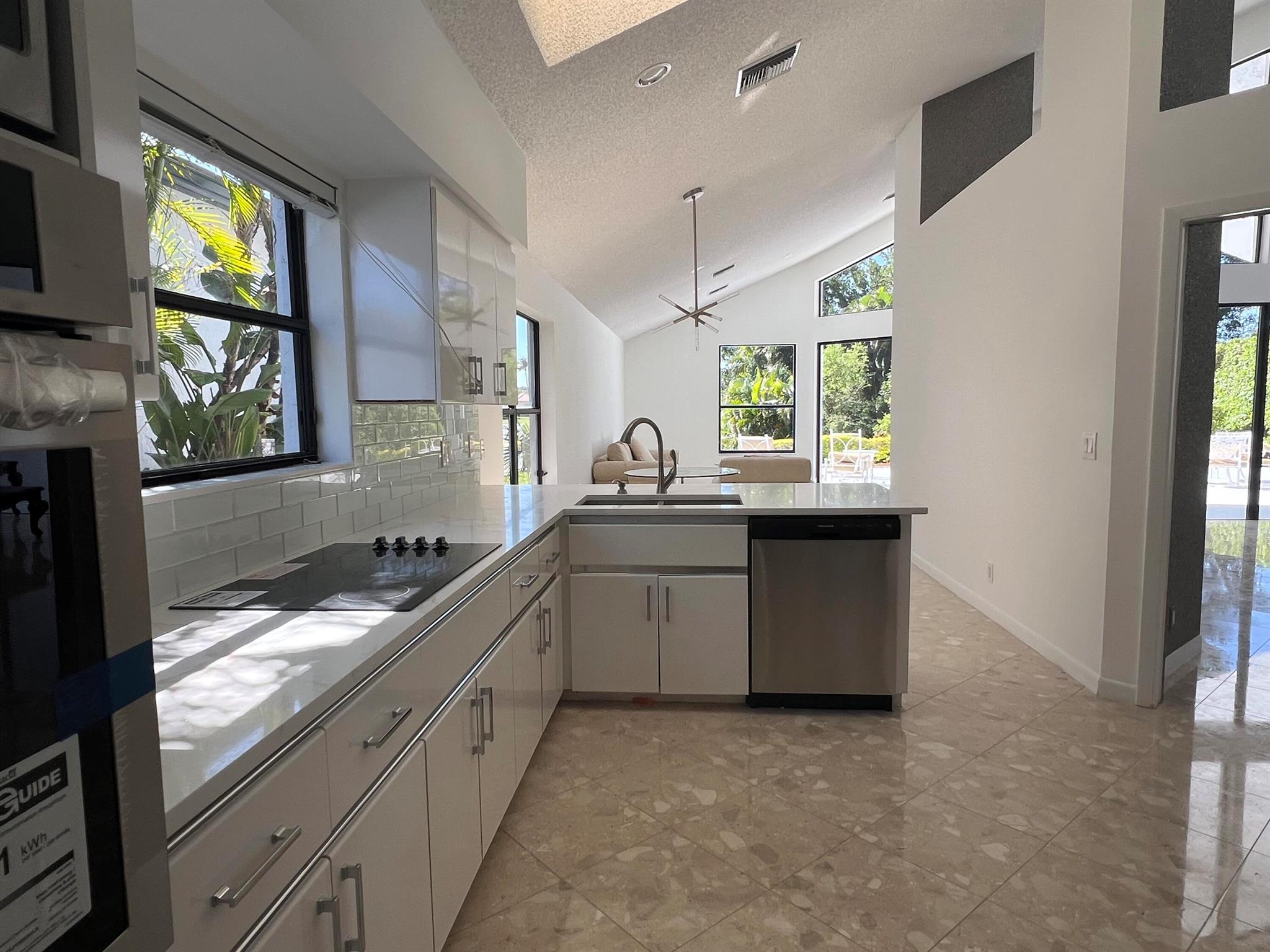 LAURELWOOD - Residential