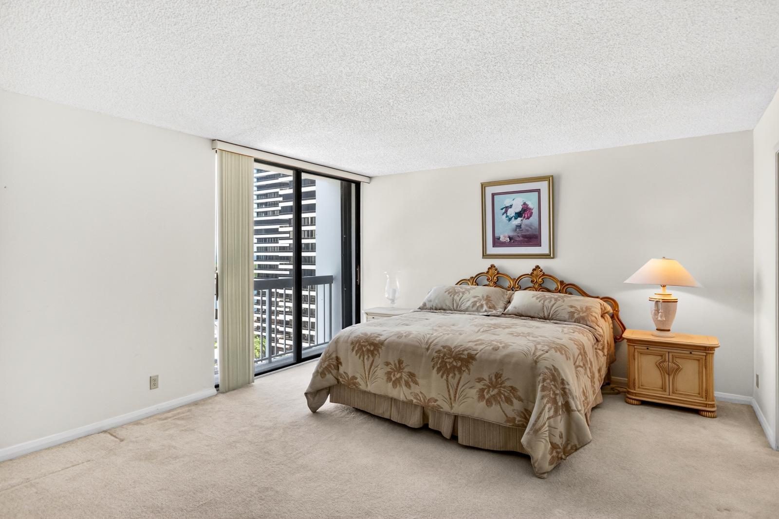 OLD PORT COVE TOWER EAST - Residential