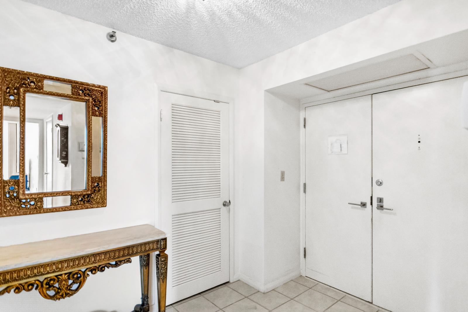 115 Lakeshore Drive 1549