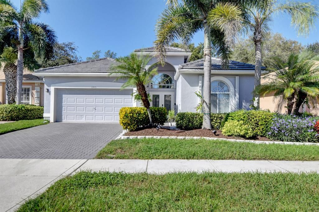 Photo of 13615 Kiltie Court, Delray Beach, FL 33446 (MLS # R10757713)