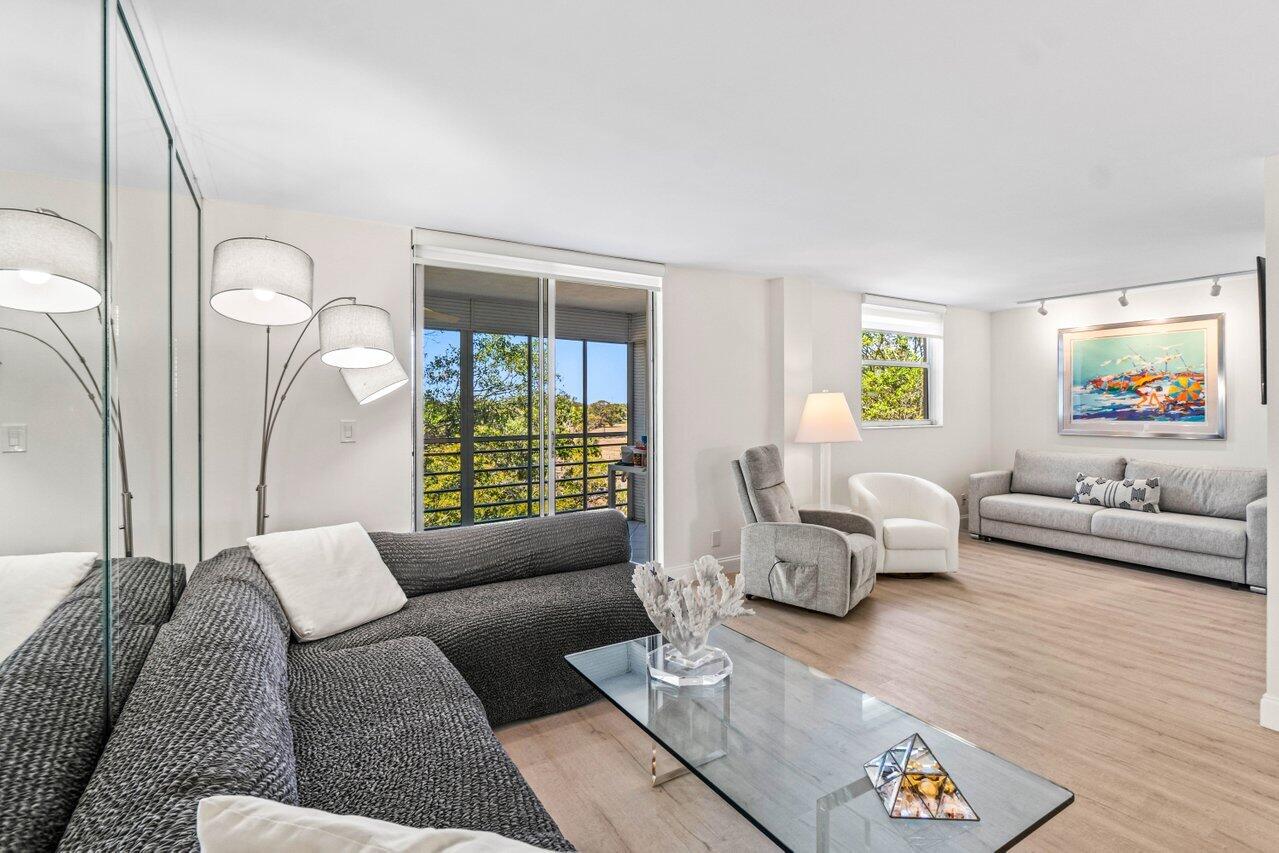 BOCA TEECA CONDO 5 - Residential