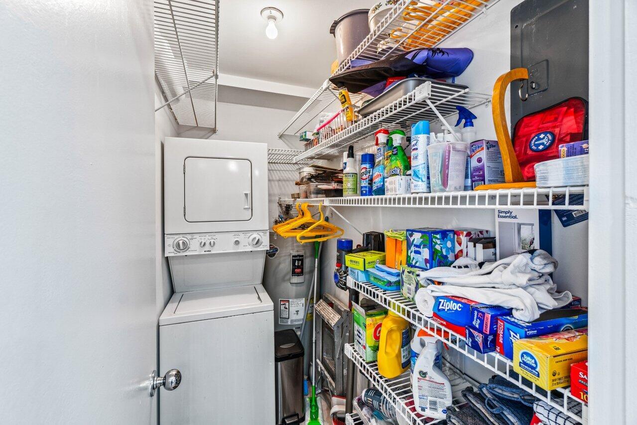 BOCA TEECA CONDO 5 - Residential