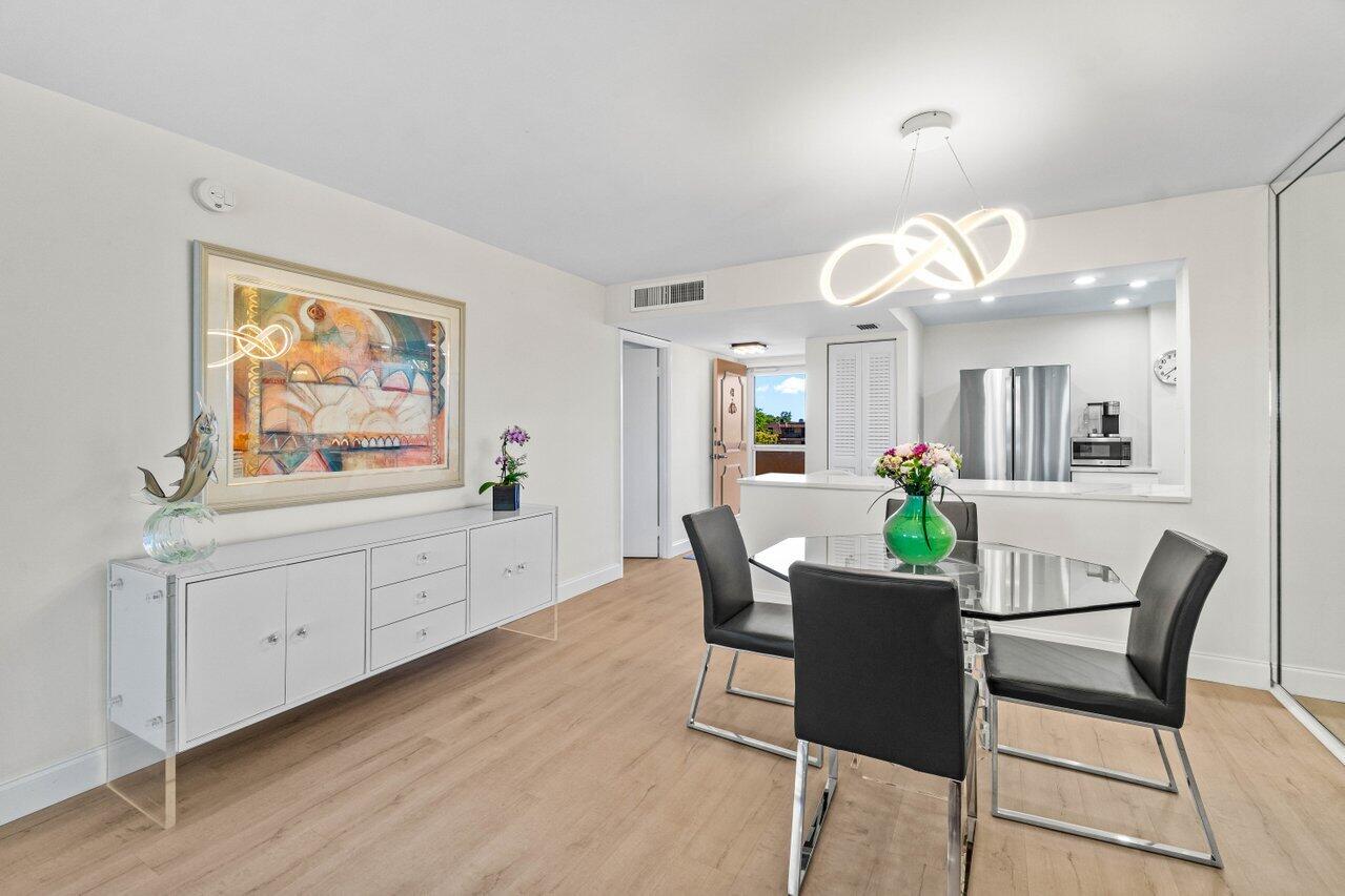 BOCA TEECA CONDO 5 - Residential