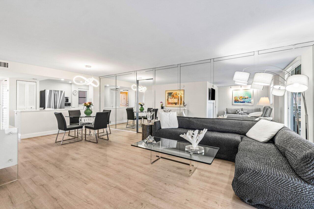 BOCA TEECA CONDO 5 - Residential