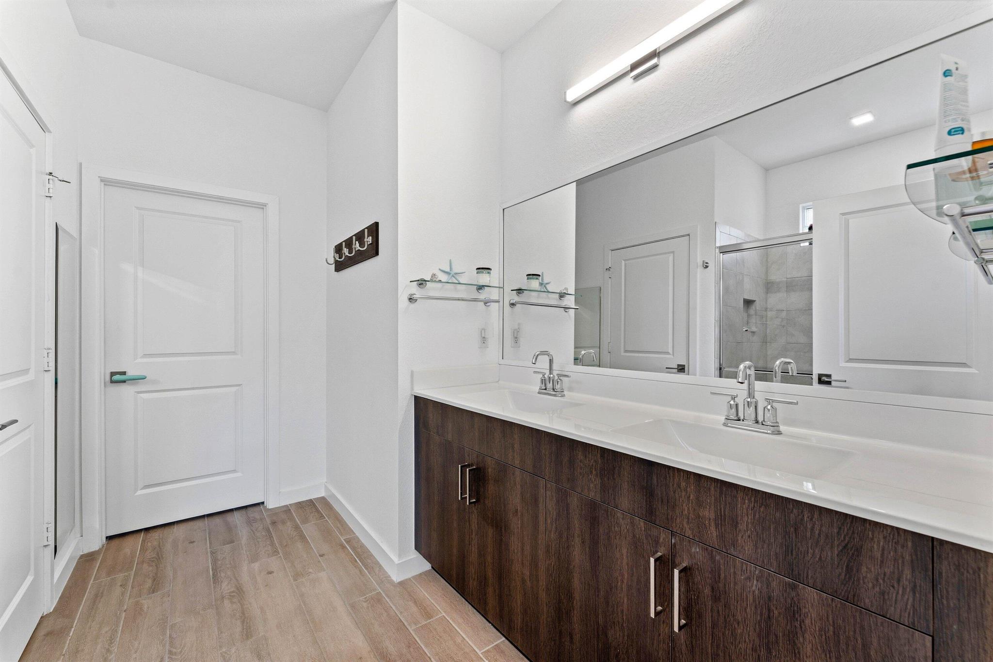 SEABRANCH - Residential