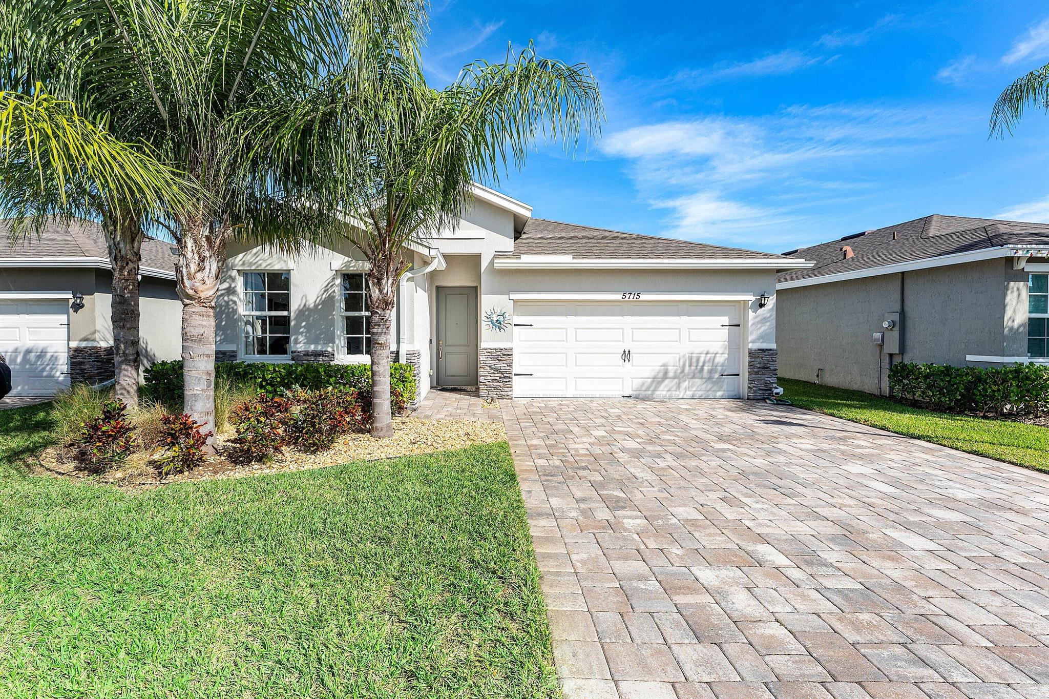 SEABRANCH - Residential