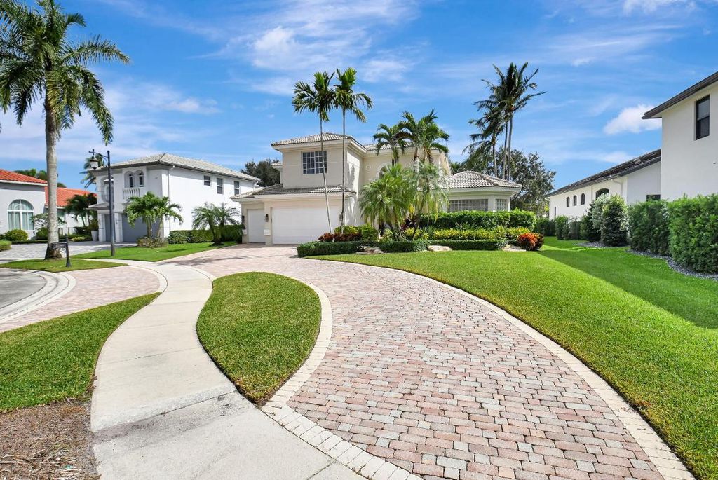 Photo of 15926 Laurel Creek Drive, Delray Beach, FL 33446 (MLS # R11033579)