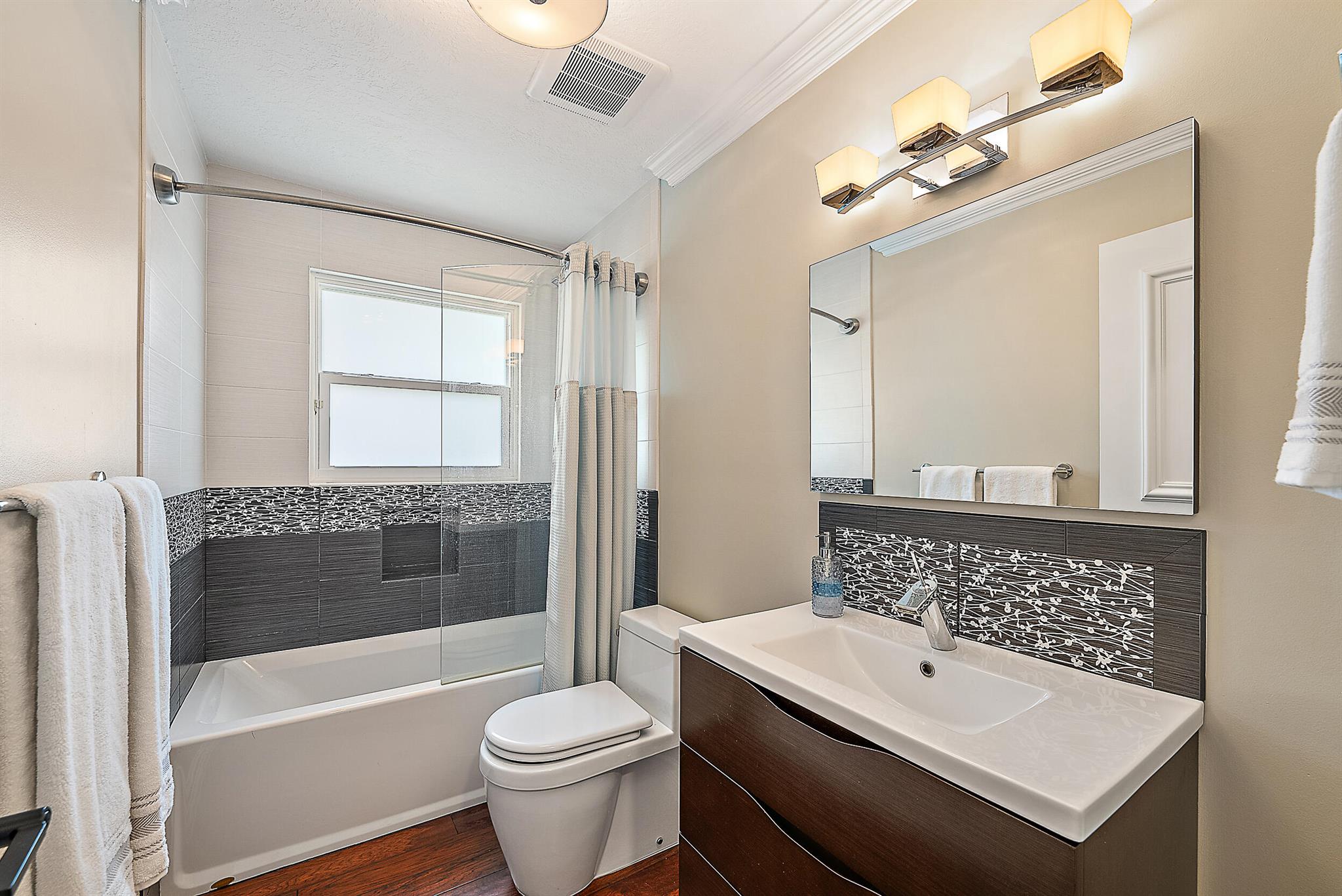 Islands of Jupiter - Residential