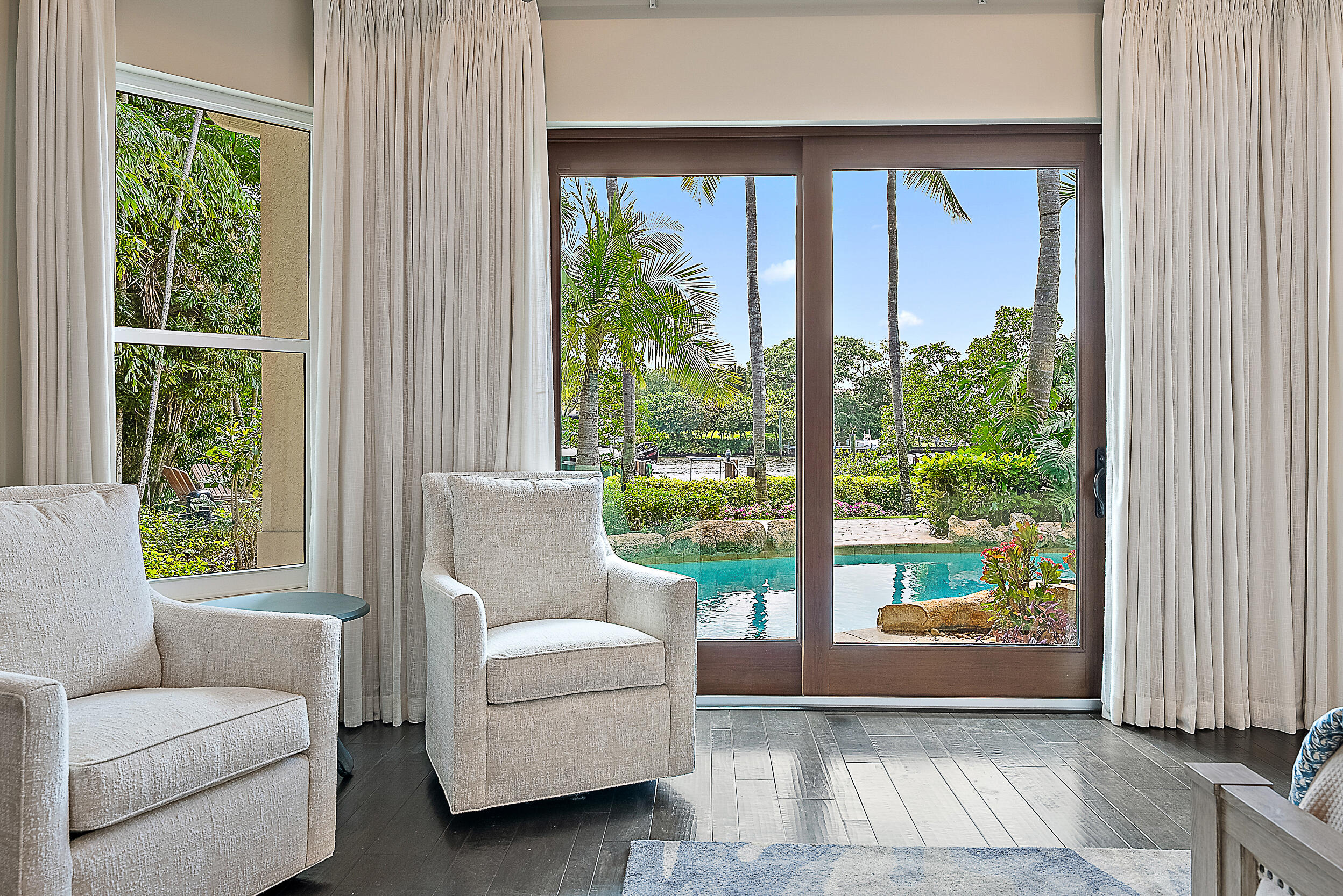 Islands of Jupiter - Residential