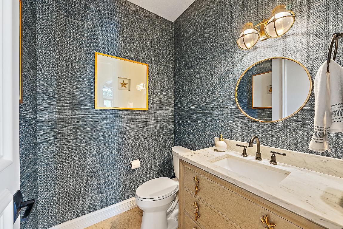 Islands of Jupiter - Residential