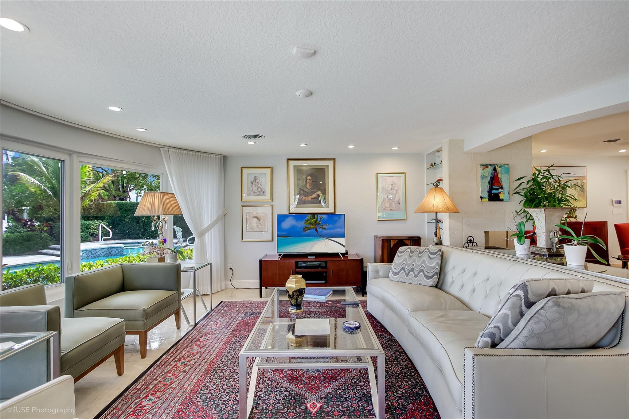 MIDDLE RIVER MANOR - Residential