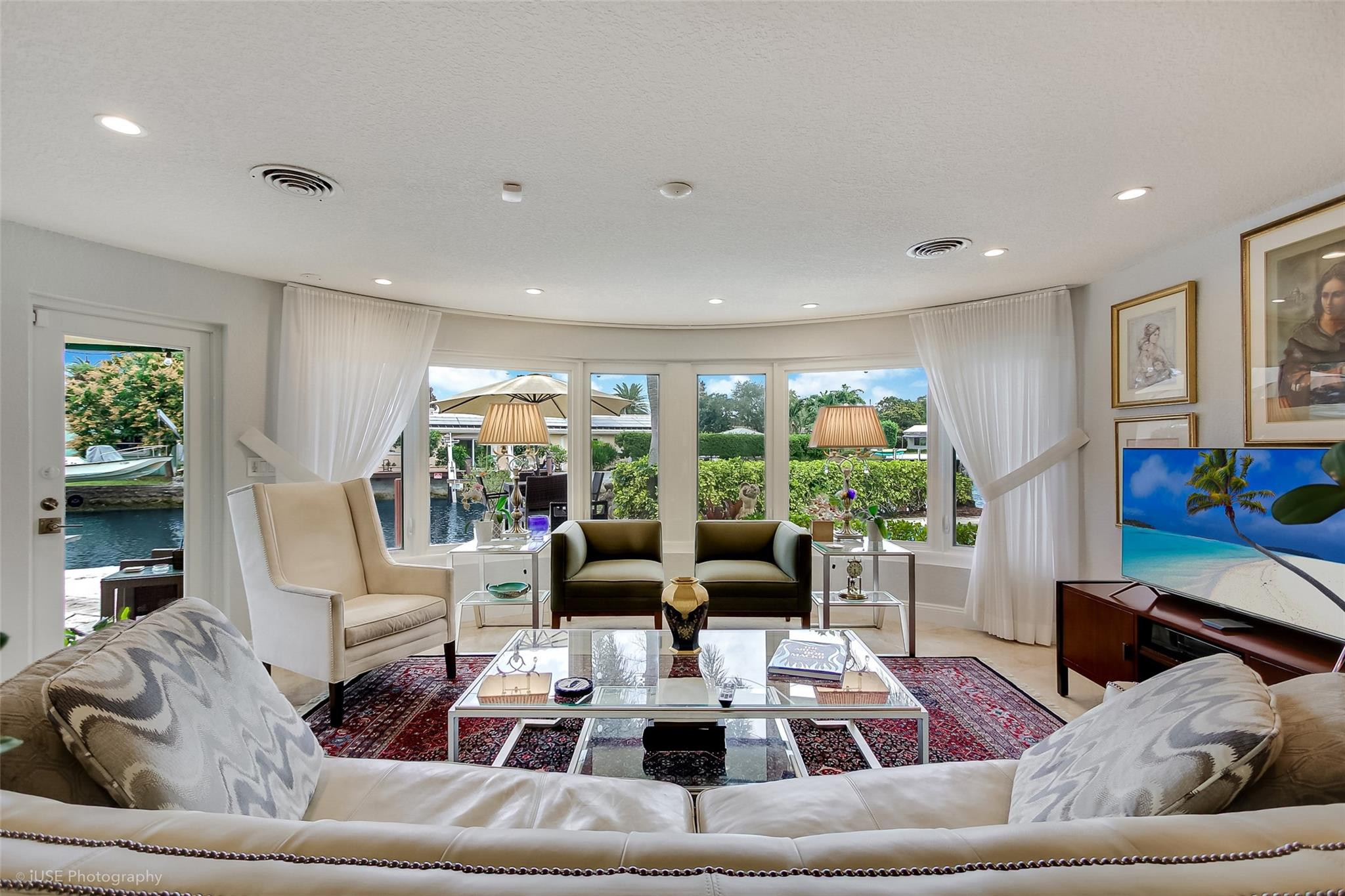 MIDDLE RIVER MANOR - Residential