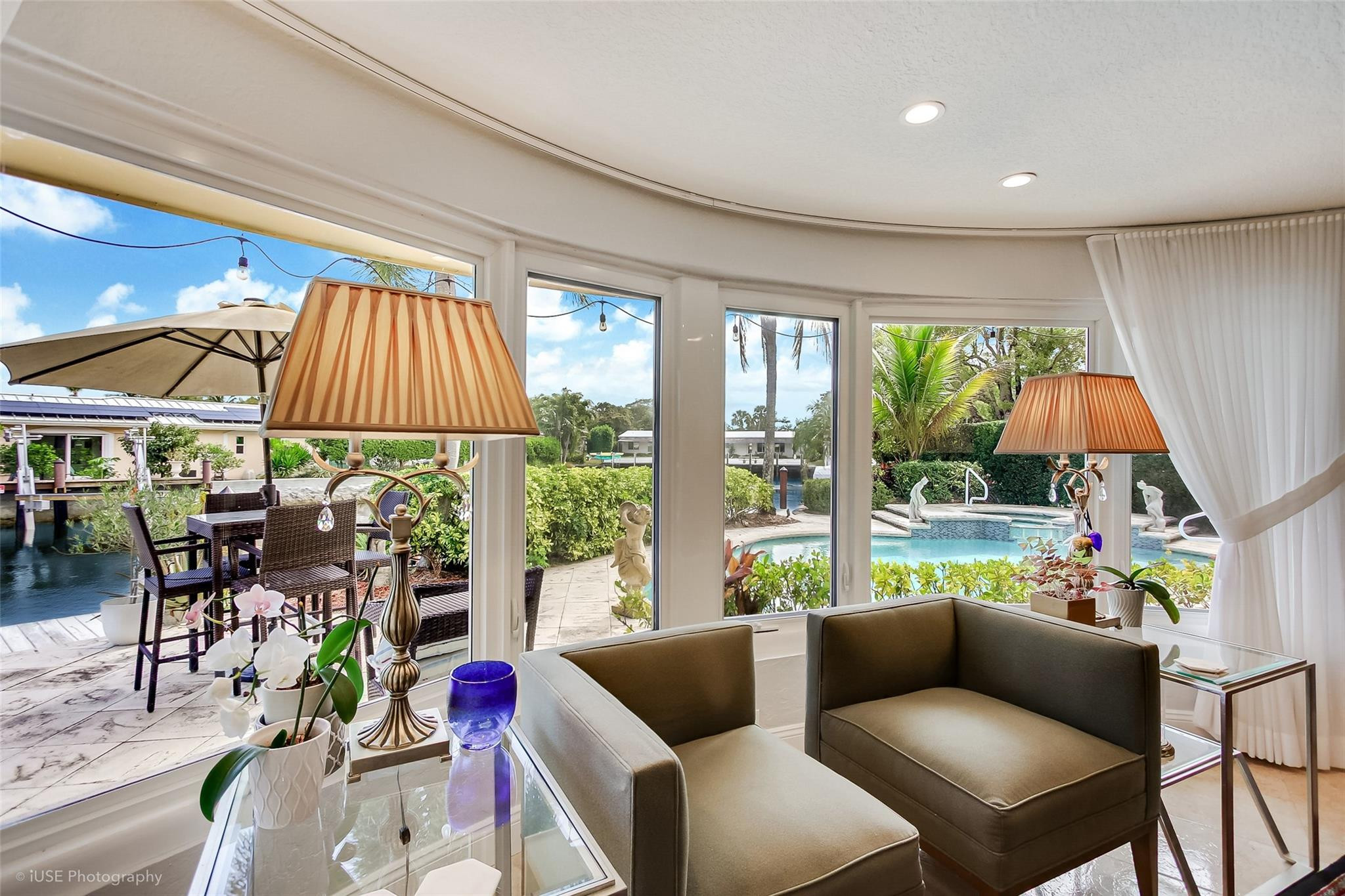 MIDDLE RIVER MANOR - Residential