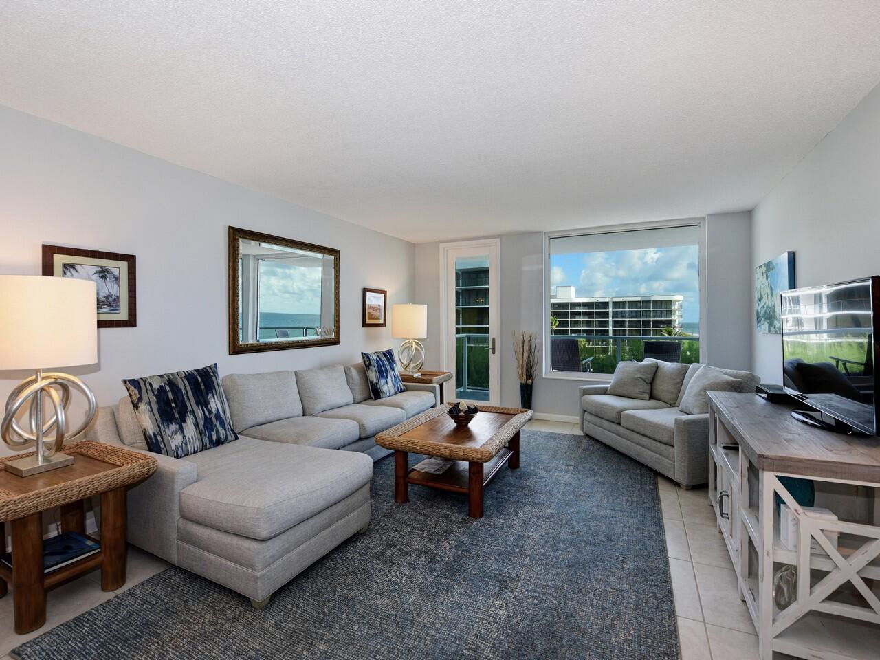 PATRICIAN OF PALM BEACH CONDO - Residential