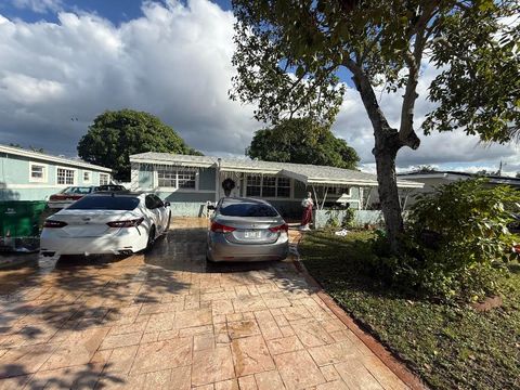 Home 46 2713 Bahama Drive Miramar FL 33023