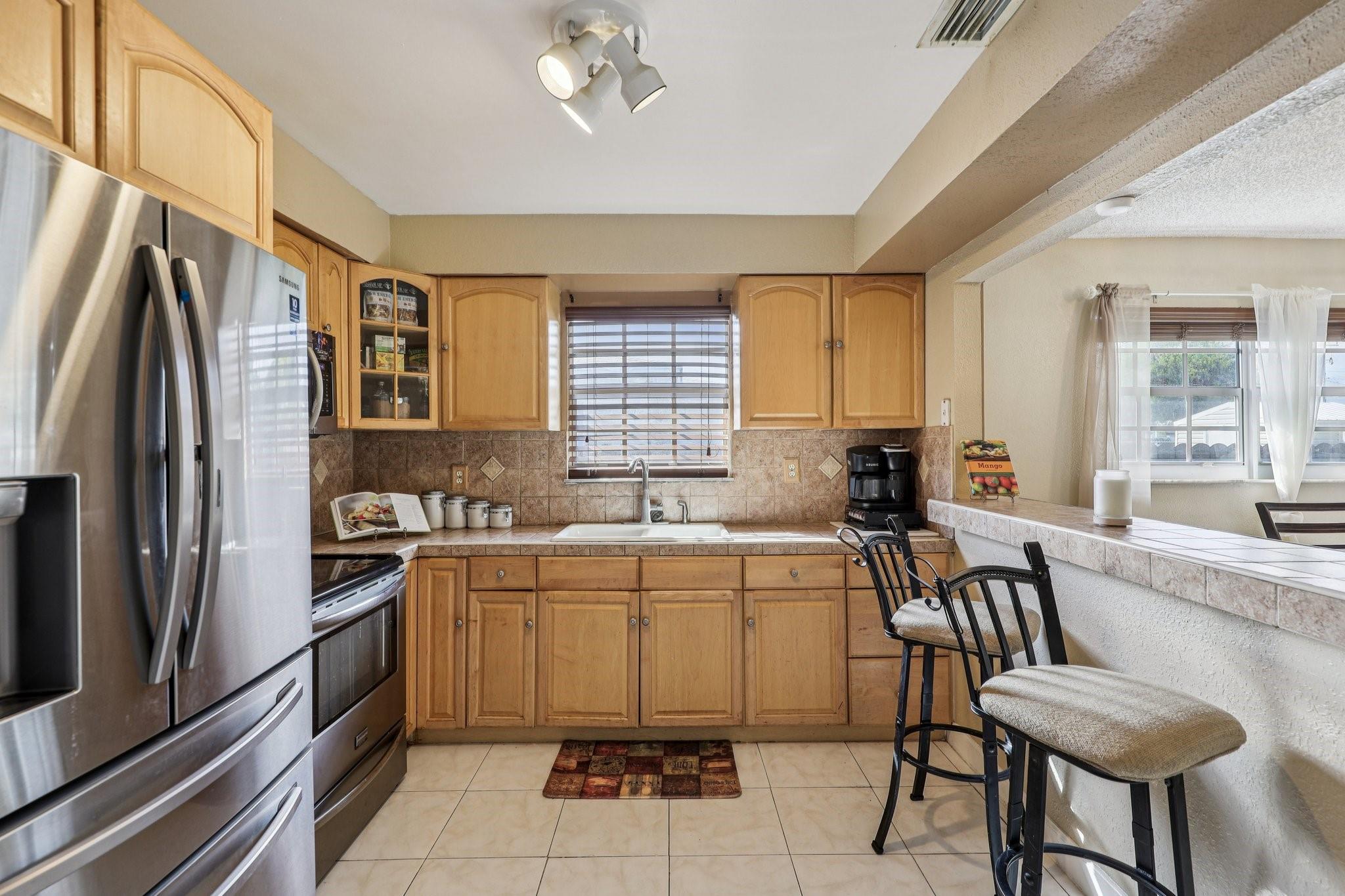 Home Search 1 5411 SW 19th St