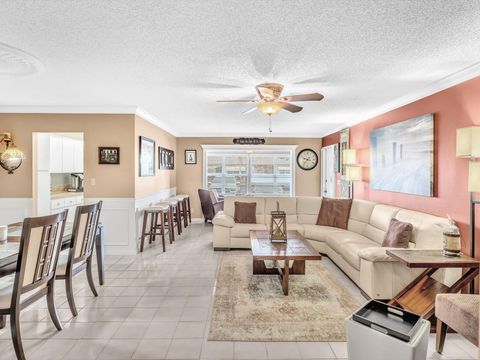 1422 High Point Way NW B  Villa Delray Beach FL 33445